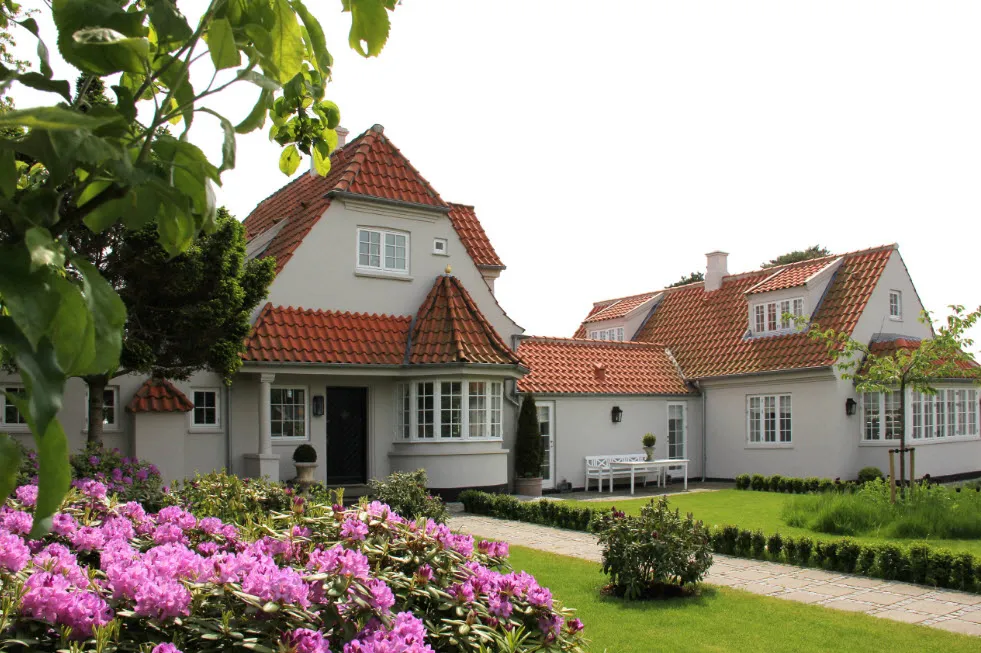 большой дом в скандинавском стиле