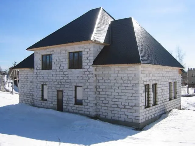Дом из газобетона - строительство в зимний период