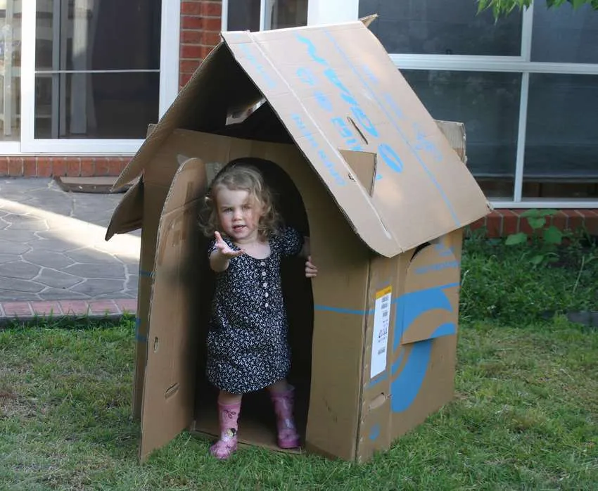 детский домик из картонной коробки