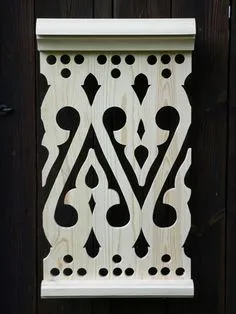 Nymans Snickeri » Spjälor/Stolpar Wood Balusters, Gates And Railings, Rustic Wood Crafts, Wood Decor, Build Your Own Cabin, Islamic Design Pattern, Deck Railing Design