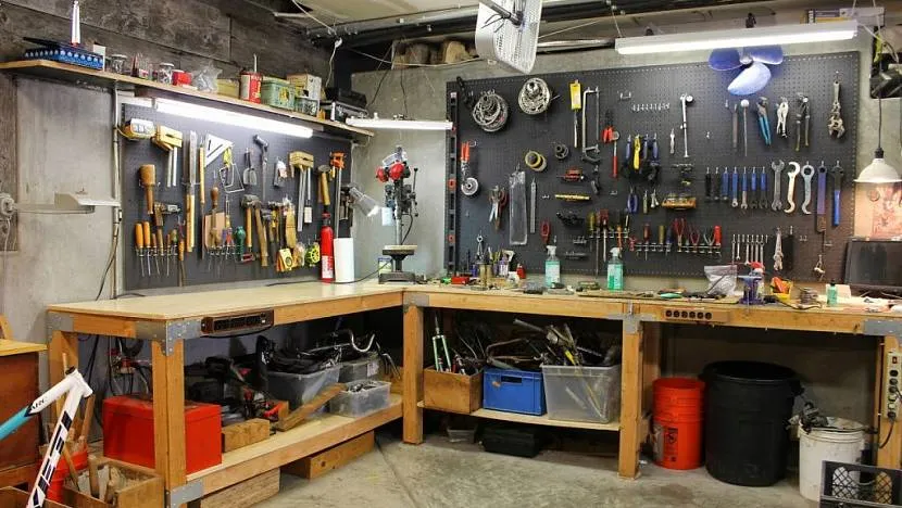 Проекты гаражей с хозблоком: варианты и способы их реализации + фото