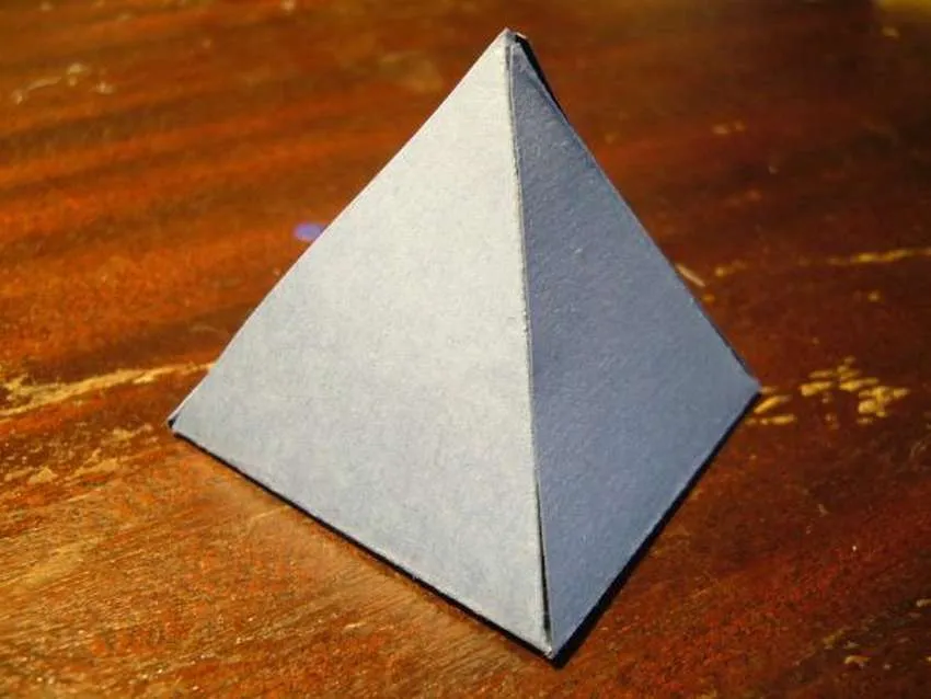 как сделать пирамиду из картона