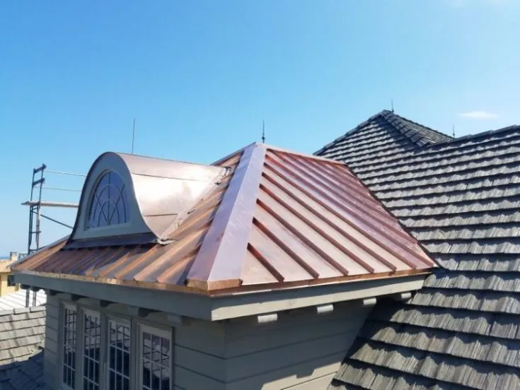 (+90 фото) Крыши частных домов красивые идеи и функциональные решения