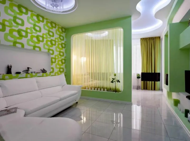 Бело-зеленая спальня-гостиная