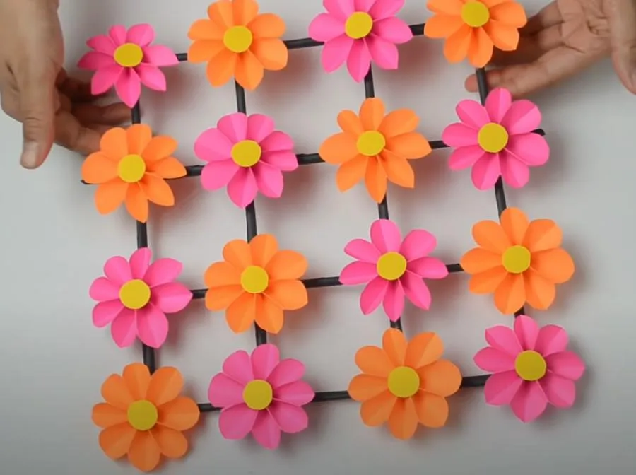 Цветы на стену из бумаги