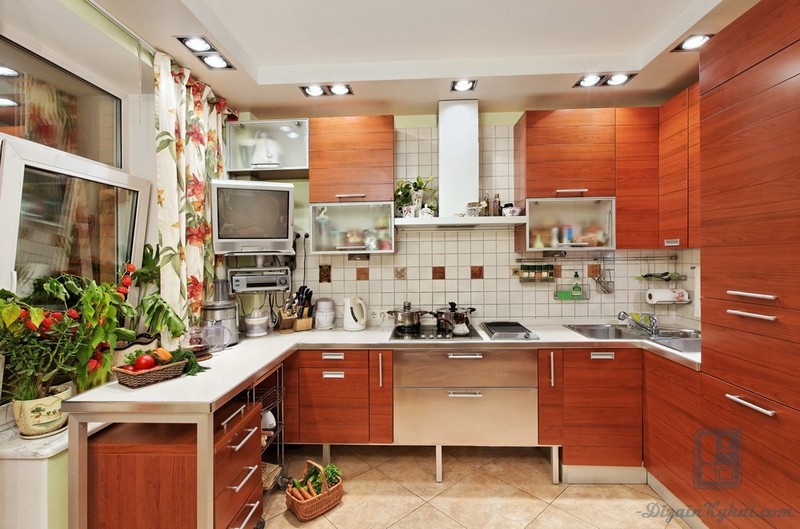 Дизайн квадратной кухни: 40+ фото