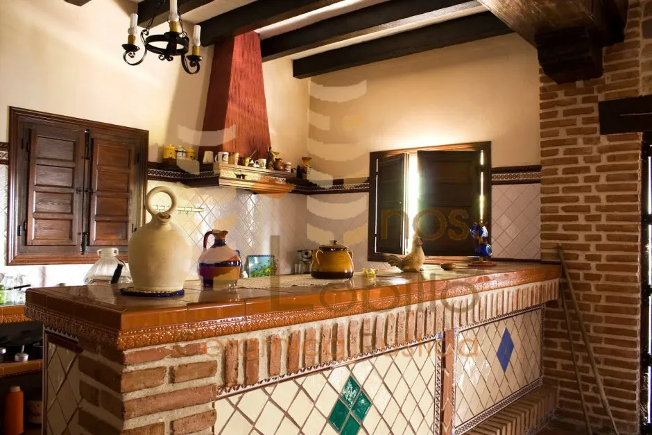 Кухонная мебель из кирпича
