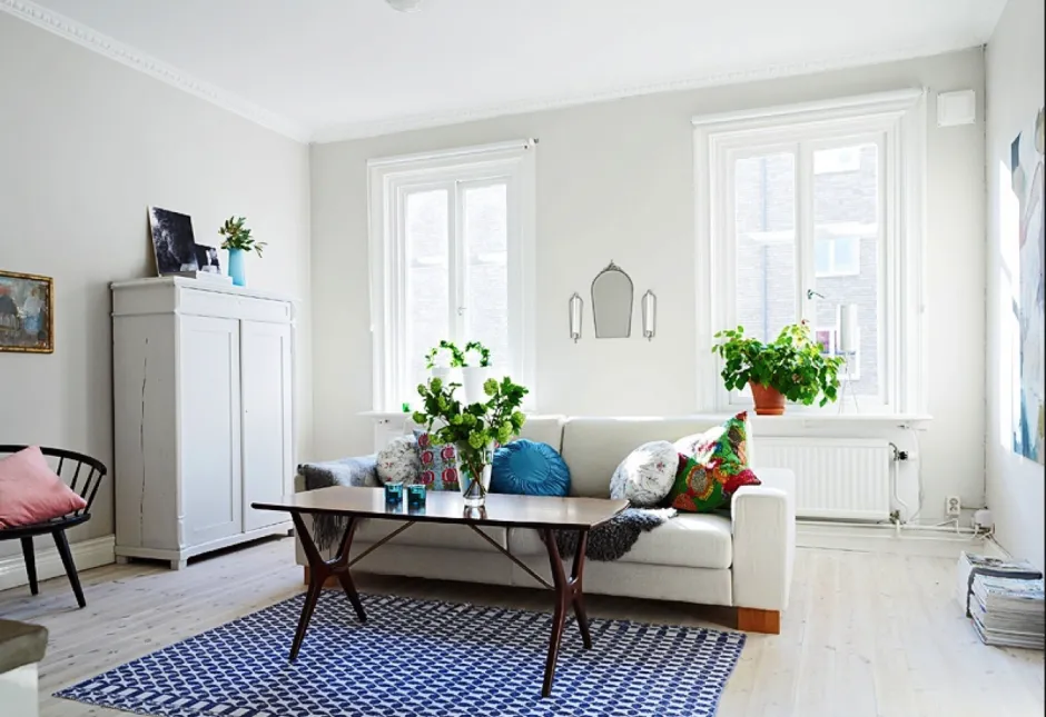 Шведский интерьер квартиры без белого