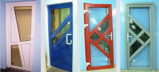 Двери из пластика различных цветов
