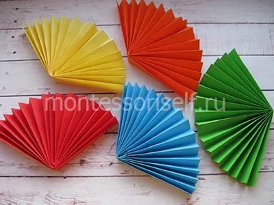 Цветные веера из бумаги