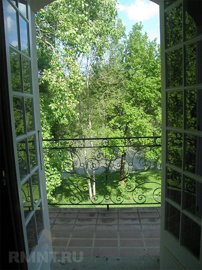 Французское окно на балкон