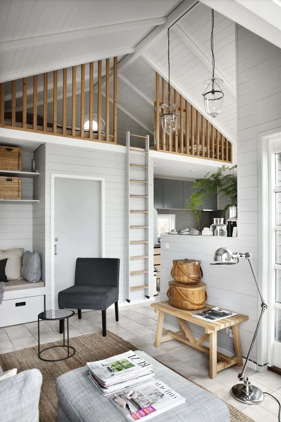 Помимо красоты, скандинавский дизайн гостиной должен обладать максимальной функциональностью и практичностью