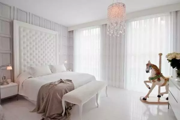 Белая спальня – волшебное очарование