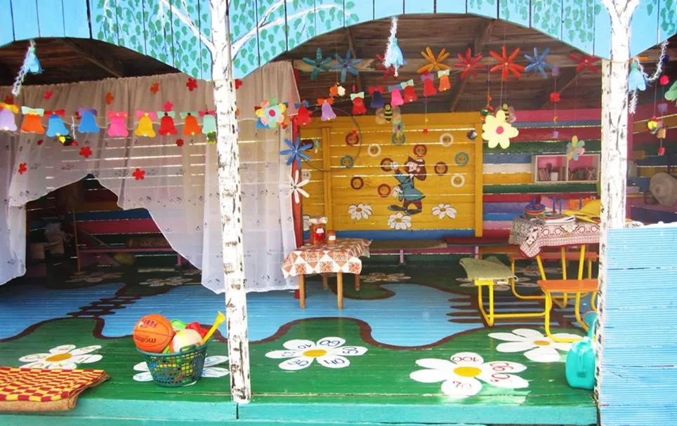 Как украсить веранду в детском саду