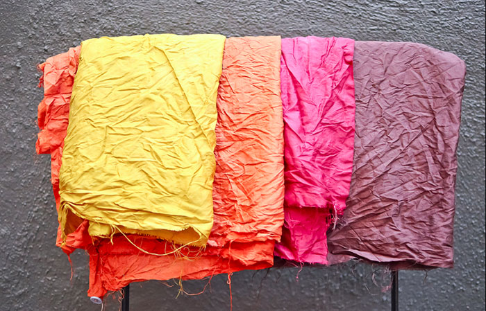 Чем расписывать ткань – краски по ткани