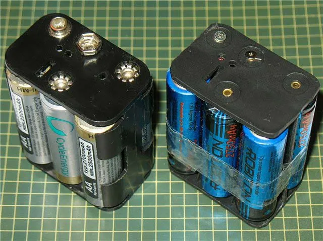 кассета контейнер для сборки нескольких батареек