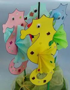 Seahorse Crafts, Sea Animal Crafts, Ocean Crafts, Fish Crafts, Beach Crafts, Under The Sea Decorations, Under The Sea Crafts, Under The Sea Theme