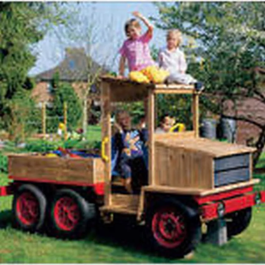 Песочница-машина своими руками