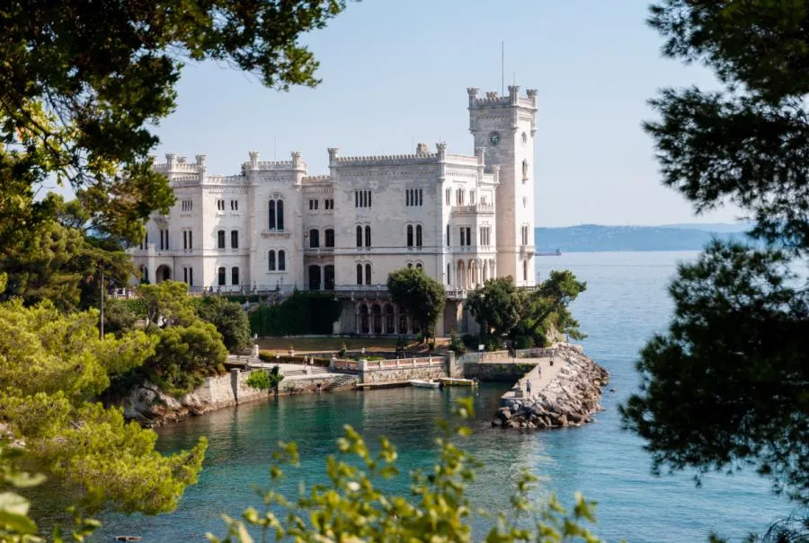 Miramare Castle - Италия