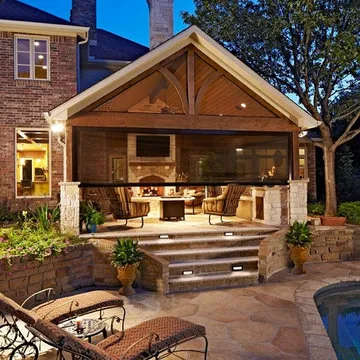 Outdoor Kitchen