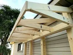 Making the roof or 'awning' for this potting bench garbage can enclosure Reality Daydream Outdoor Projects, Diy Outdoor, Outdoor Kitchen, Outdoor Potting Bench, Potting Tables, Garden Bench Diy, Diy Bench